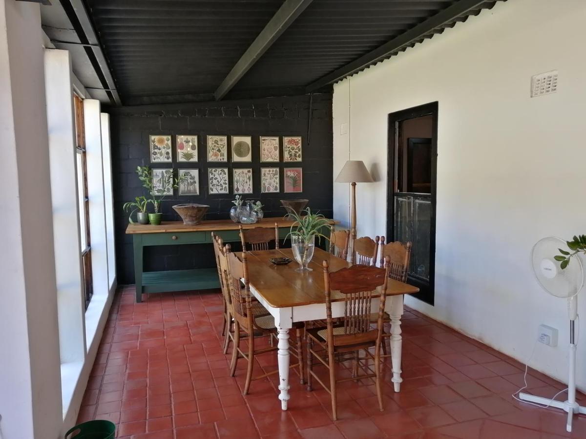 De Oude Schuur Apartment Stellenbosch Ruang foto