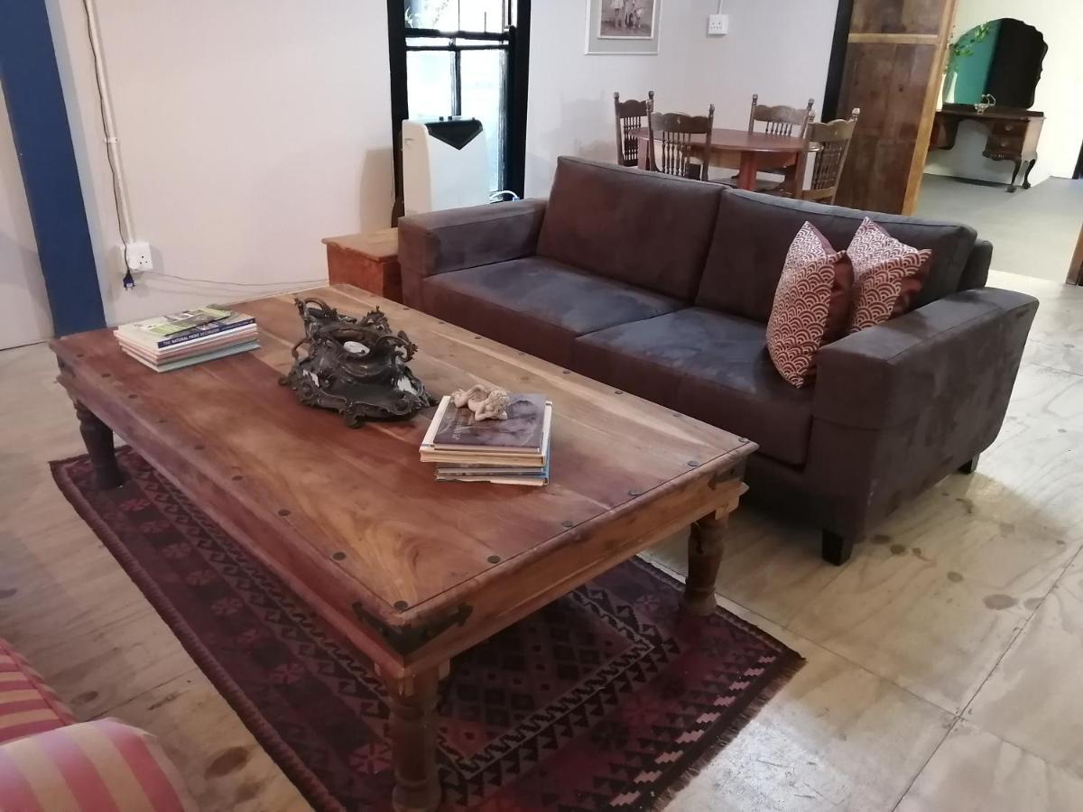 De Oude Schuur Apartment Stellenbosch Ruang foto