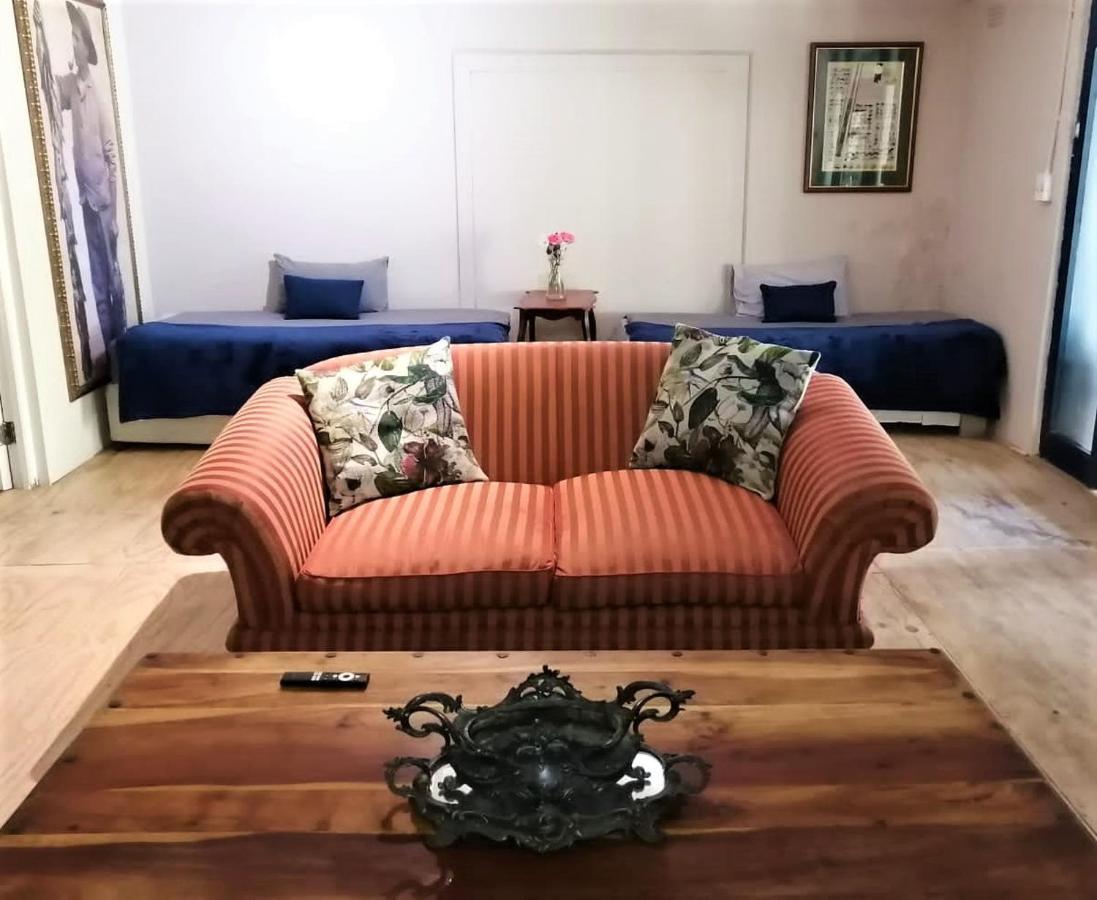De Oude Schuur Apartment Stellenbosch Bagian luar foto