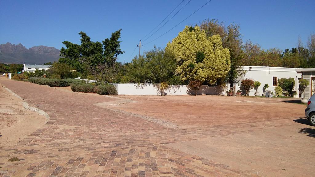 De Oude Schuur Apartment Stellenbosch Ruang foto
